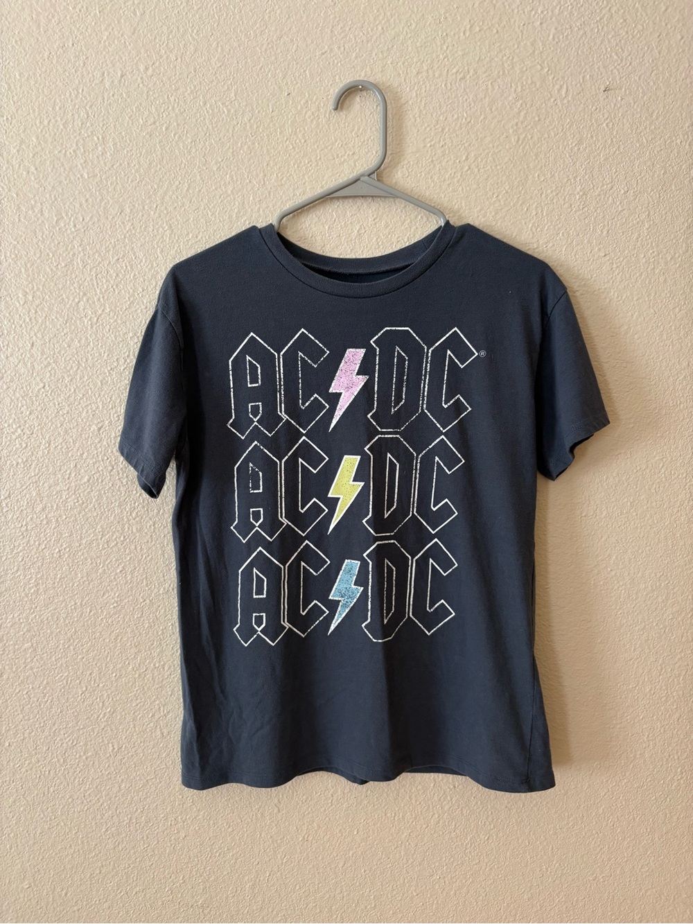 AC/DC Women’s Short Sleeve Graphic Tee